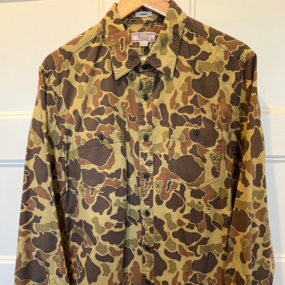 Wallace & Barnes Came Button Down Shirt - Picture 1 of 3